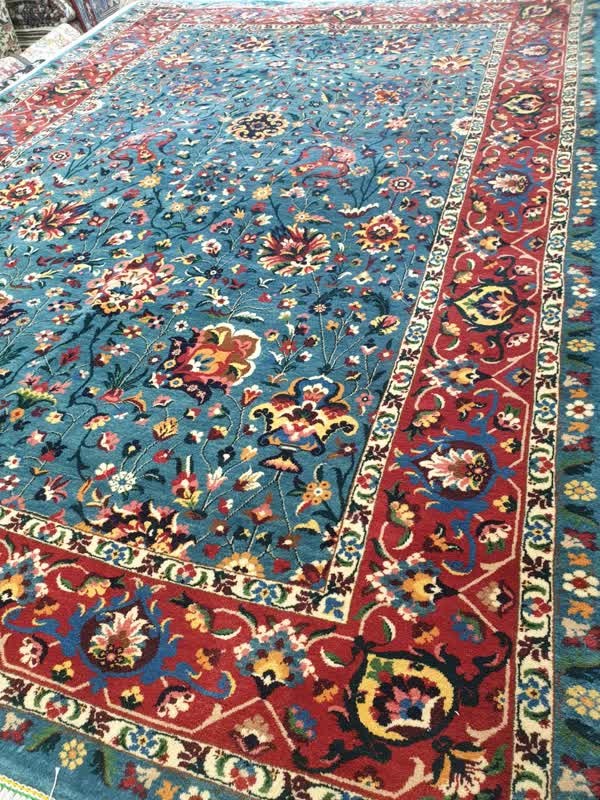 افشان  فرش دستباف حاجی آبادی